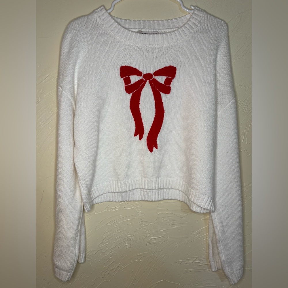NWT Sincerely Jules White Sweater with Red Bow